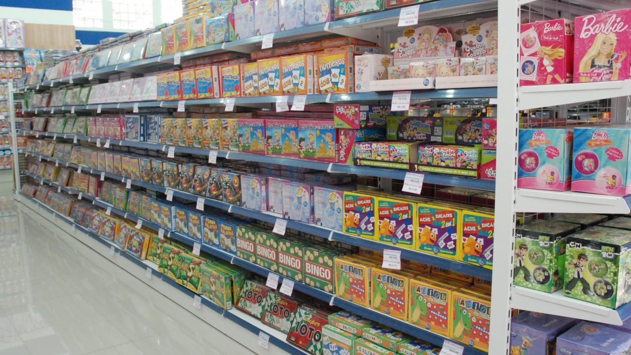 mobiliário comercial para loja de bazar e utilidades