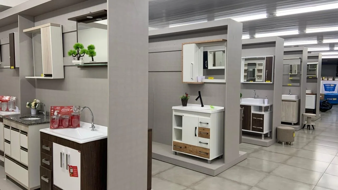expositor personalizado para banheiro em MDF