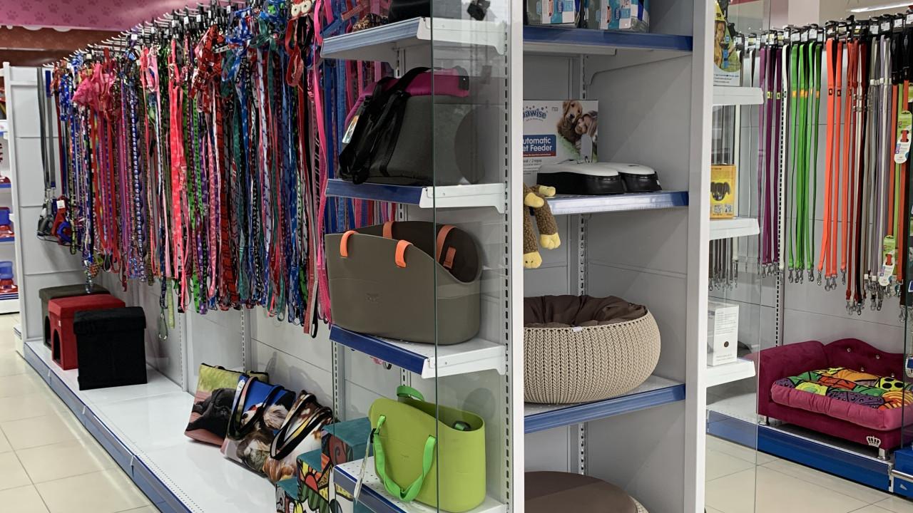 gôndolas e prateleiras para loja de rações, coleiras, petshop e agropecuárias