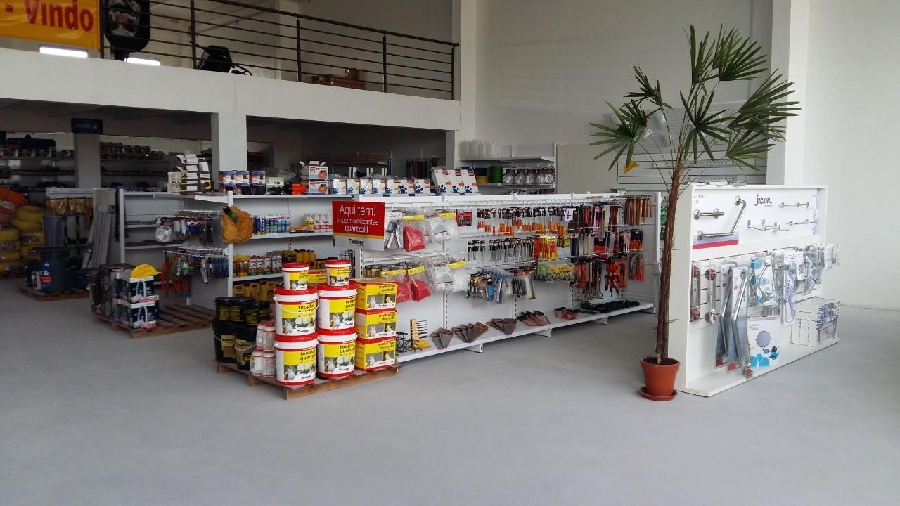 expositor personalizado para tintas