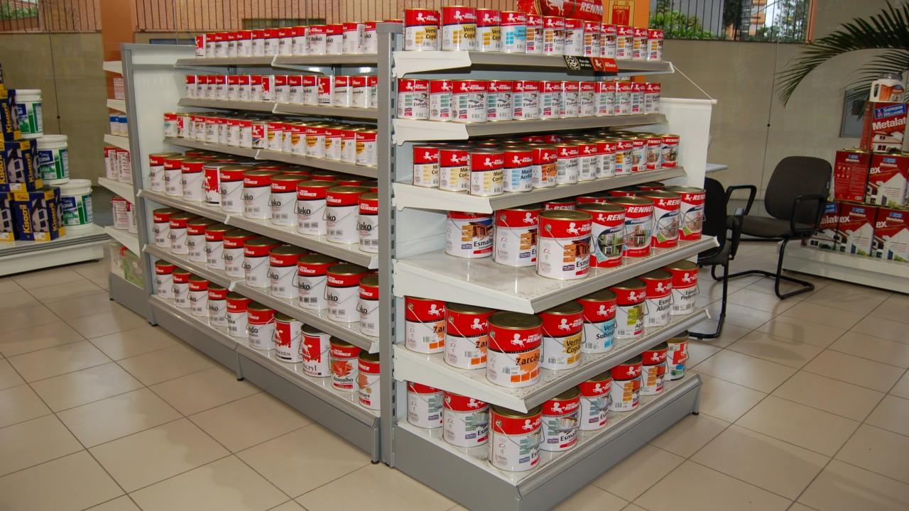 expositor planejado para loja de tintas