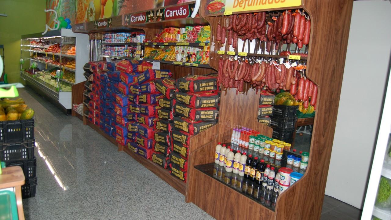 prateleira e gôndolas para supermercado e padarias
