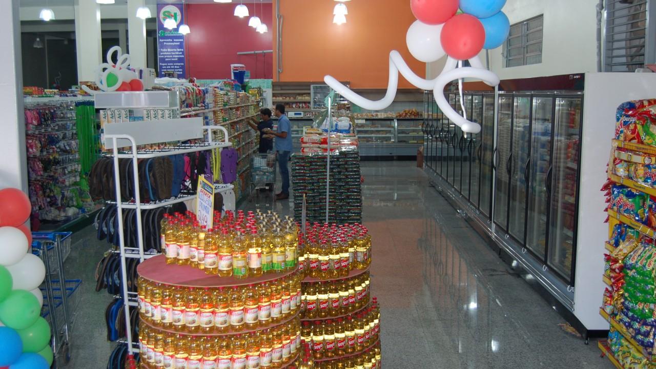 prateleira e gôndolas para supermercado e padarias