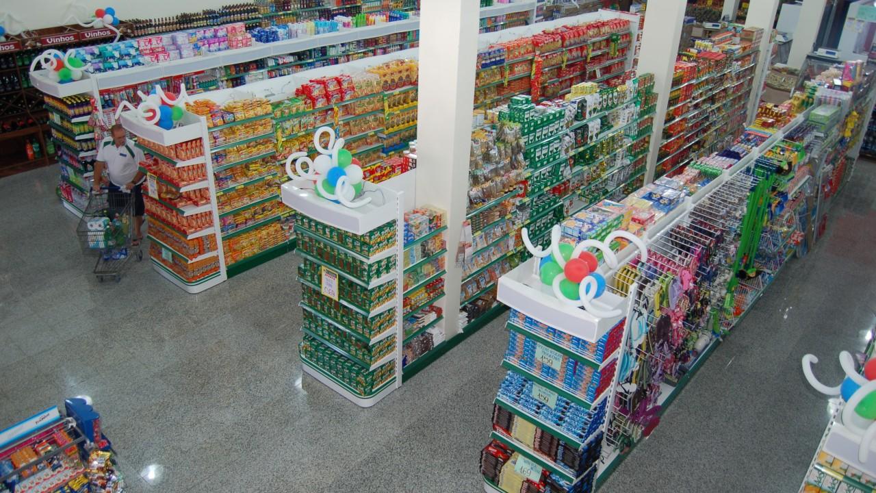 prateleira e gôndolas para supermercado e padarias