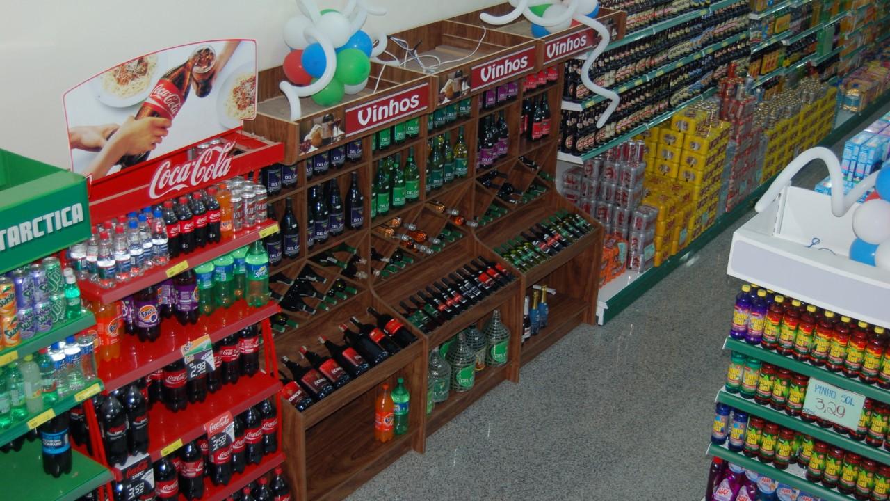 prateleira e gôndolas para supermercado e padarias