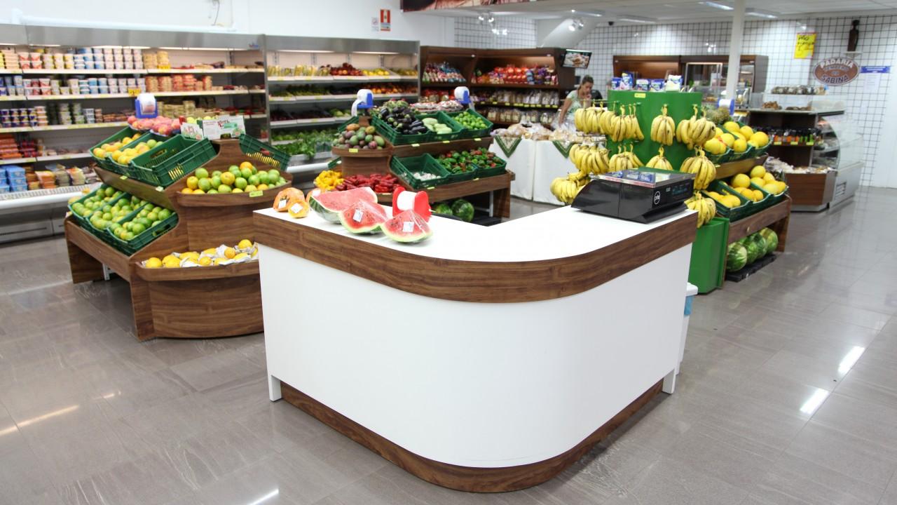 prateleira e gôndolas para supermercado e padarias