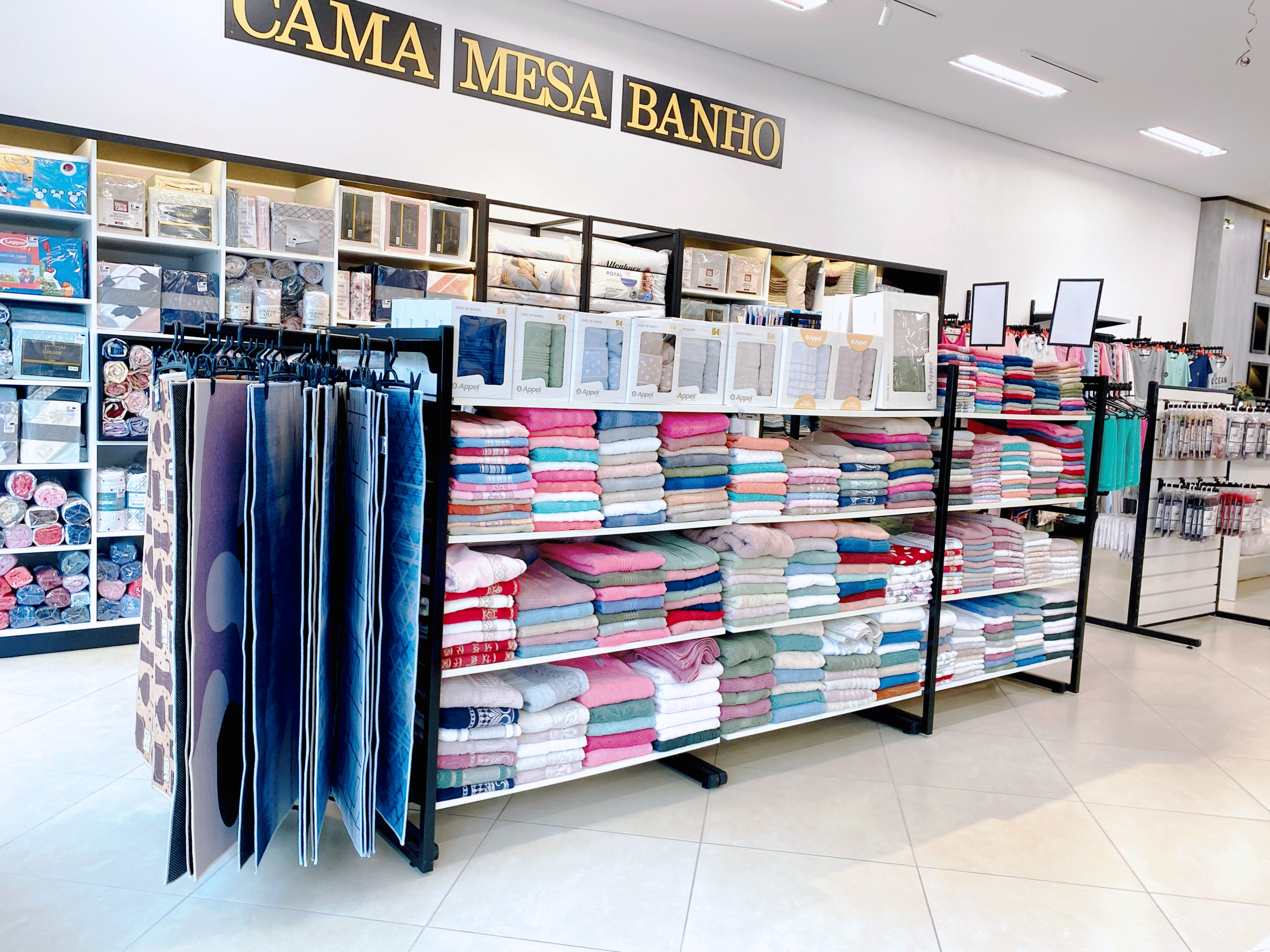 mobiliário personalizado para loja